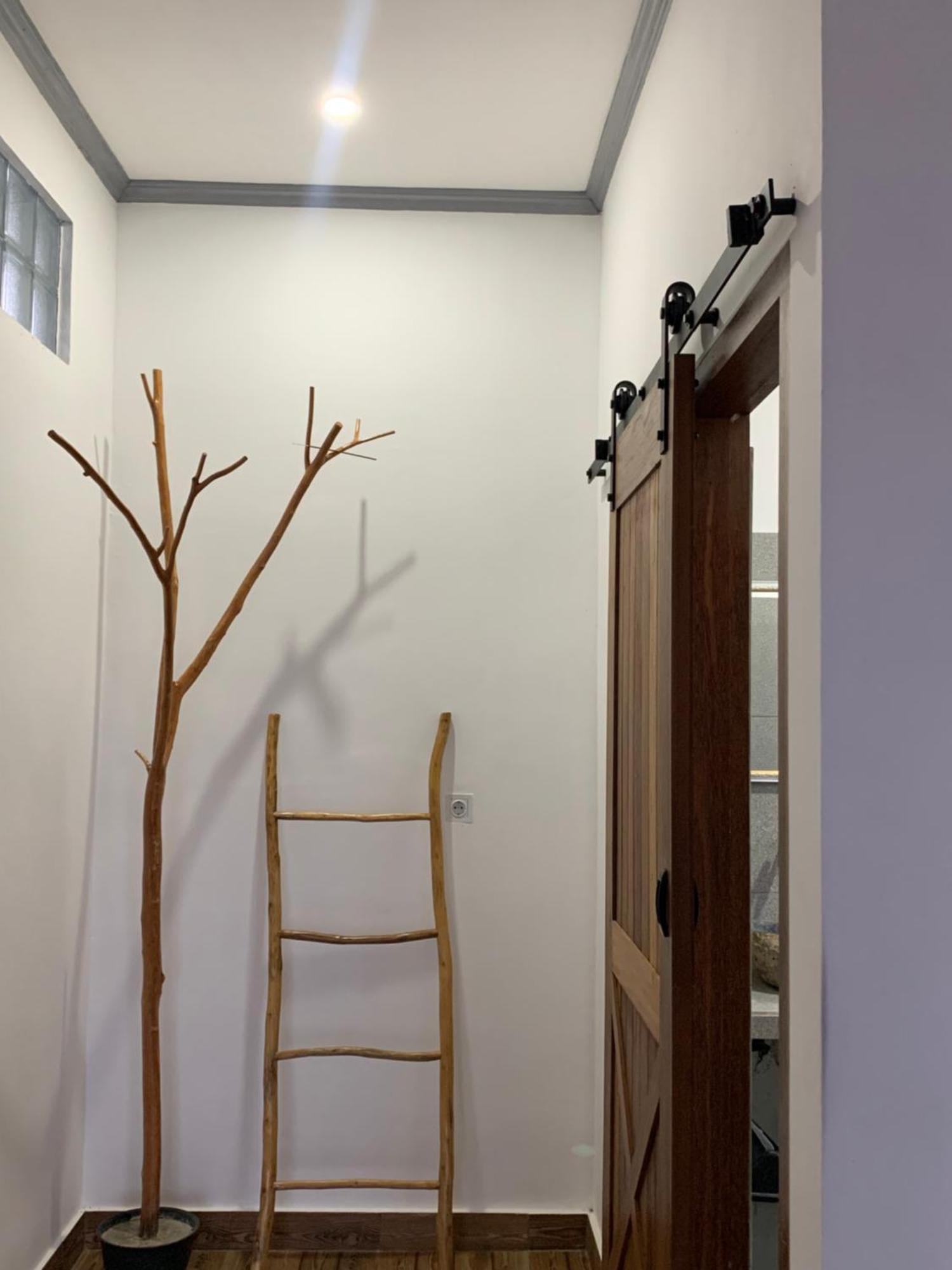 Tommy Homestay Plambi 外观 照片